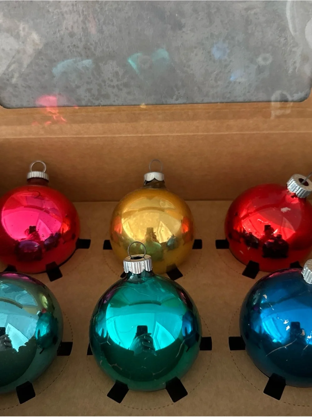 BOX OF 6 VINTAGE SHINY BRITE ORNAMENTS MULTI-COLOR